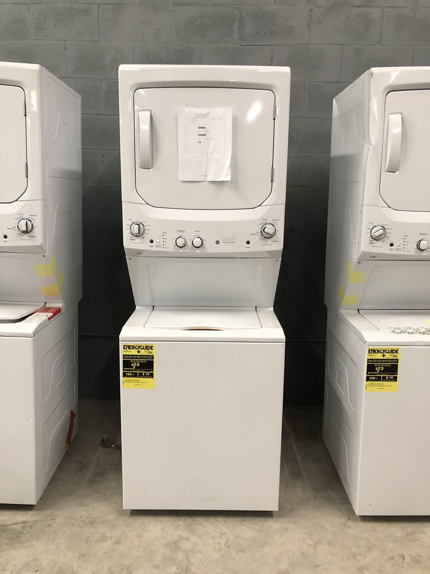 NEW 2018 GE STACKABLE WASHER DRYER GUD27ESS
