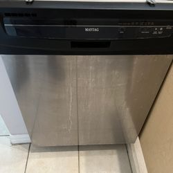 Dishwasher 