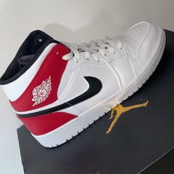Nike Air Jordan 1 Mids 