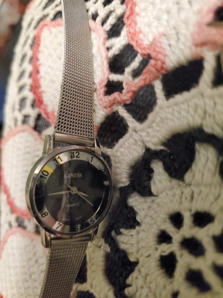 Geneva Ladies Quartz Watch