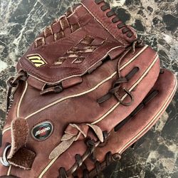 Mizuno Right Hand Thrower Leather Baseball Glove