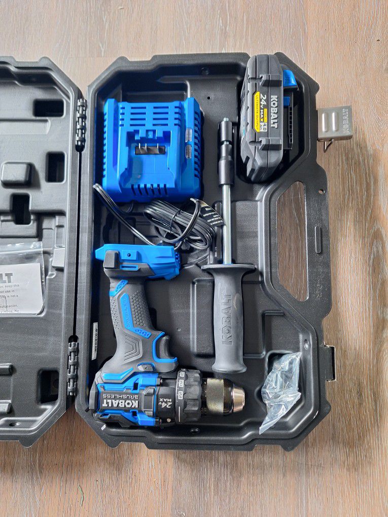 Power Tool/Drill Set/Kobalt Tool Kit