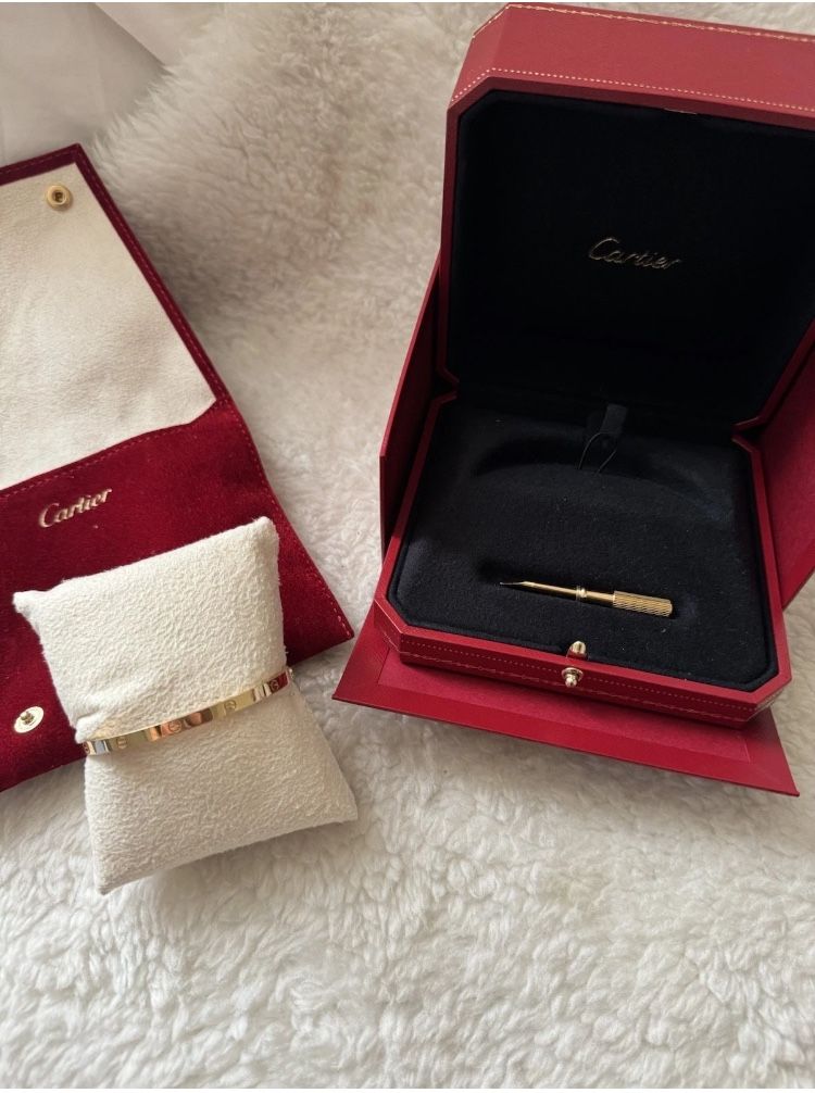 Cartier Love Bracelet 18K Gold Size 17