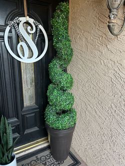 Artificial Spiral Boxwood Topiary Tree