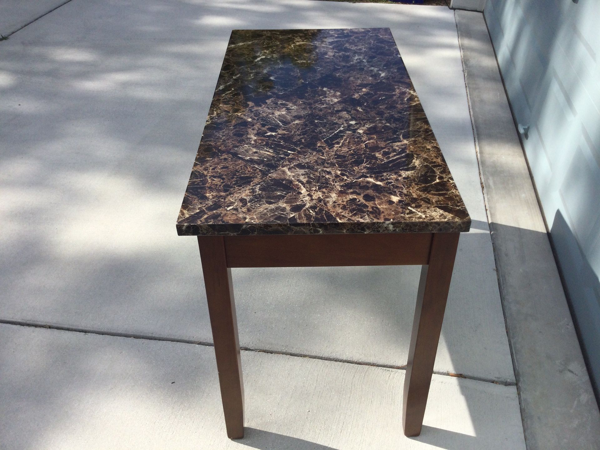 Desk.
