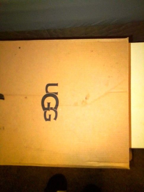 UGG WOMEN'S BOOTS