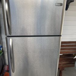 Refrigerator  Platinum