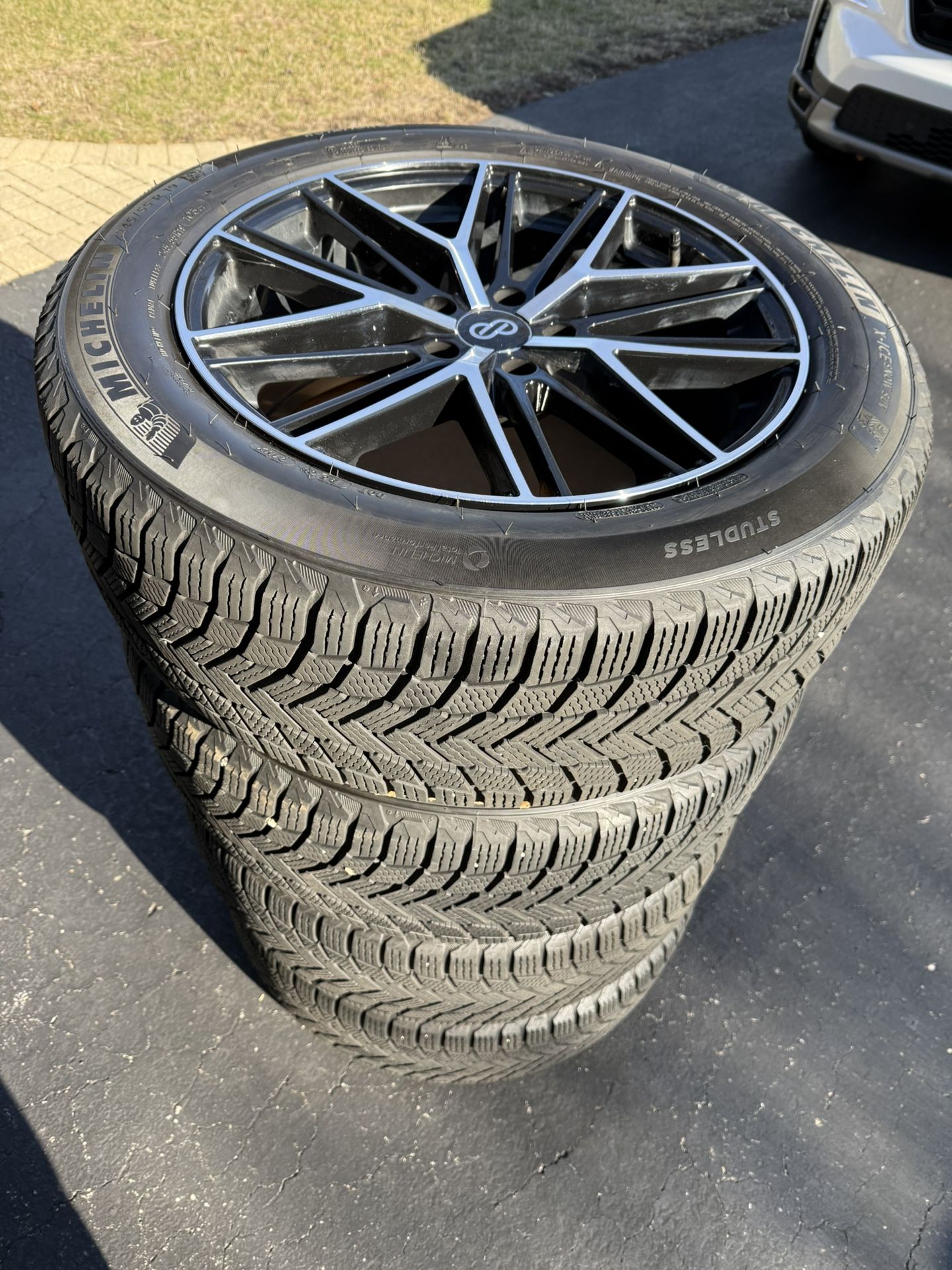 Enkei Winter Wheel & Tire Set (4) 5×114.3 and 17” wheels (wheels like new condition) Subaru Ascent