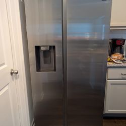 Samsung French Door Refrigerator Freezer