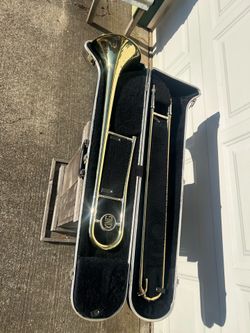 King 606 trombone with case and mouth piece in decent shape. These things are very expensive and this one is not perfect but is a good deal at $200. M