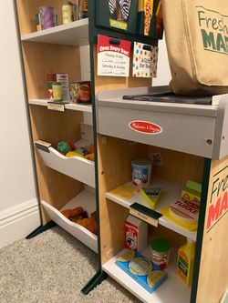 Melissa & Doug Fresh Mart Grocery Store