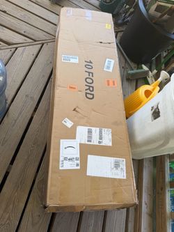 Brand new in box ford 150 under seat sub box more than 300 retail!!!