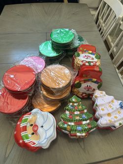 XMAS TINS