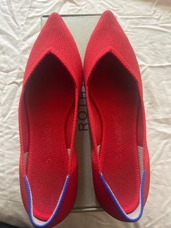 Red Rothy’s size 7