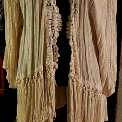 Cream Boho Look Shirt W/ Fringe 