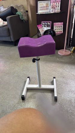 Pedicure foot rest