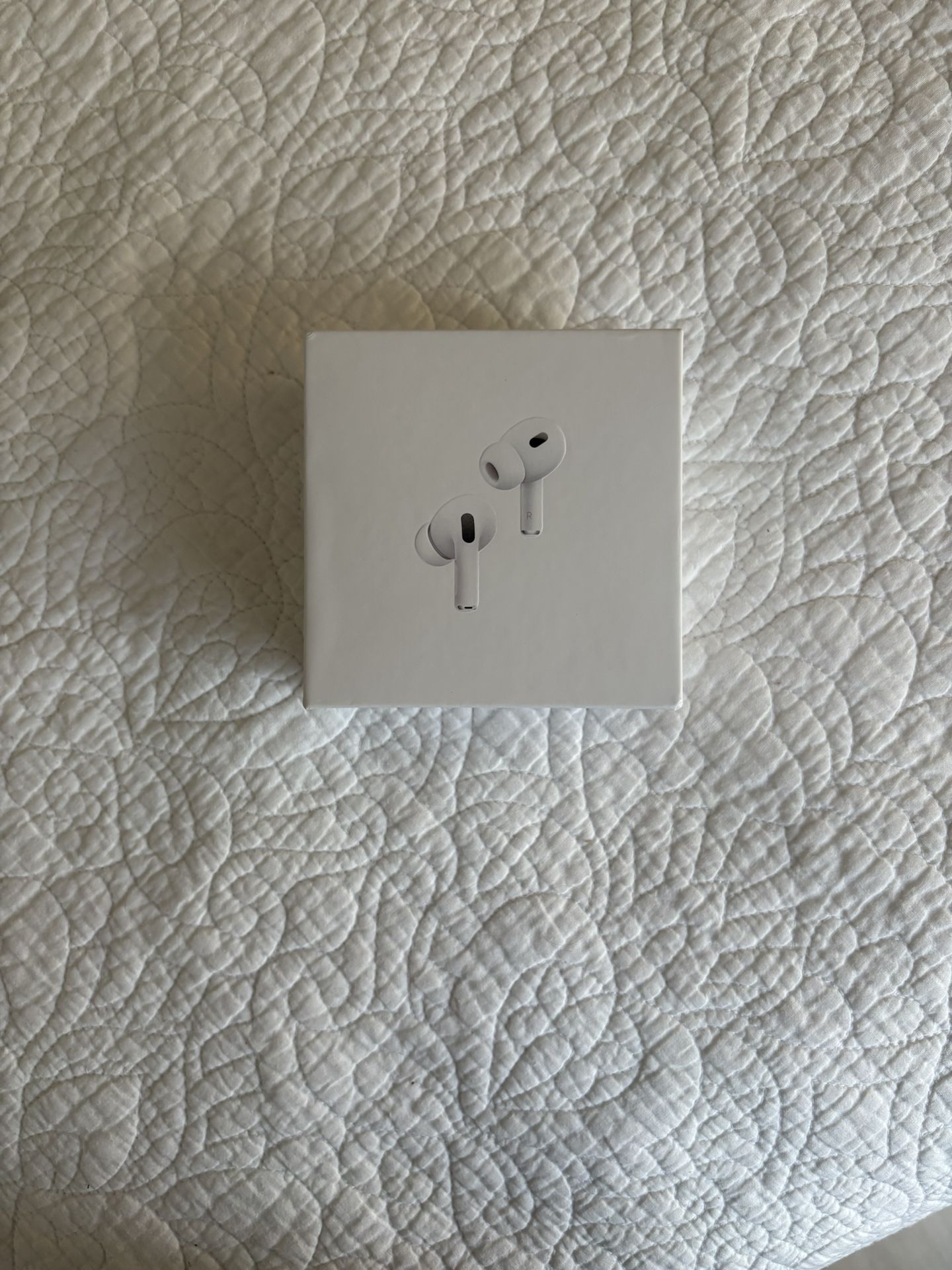 Pro 2 Earbuds - Excellent Condition