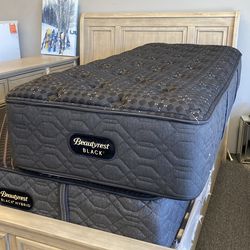 The best twin XL or cal king split or eastern king 1/2 mattresses in the USA outlet price $650 each  retail $3299 each  huge savins g