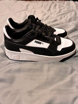 Women’s Puma Sneakers