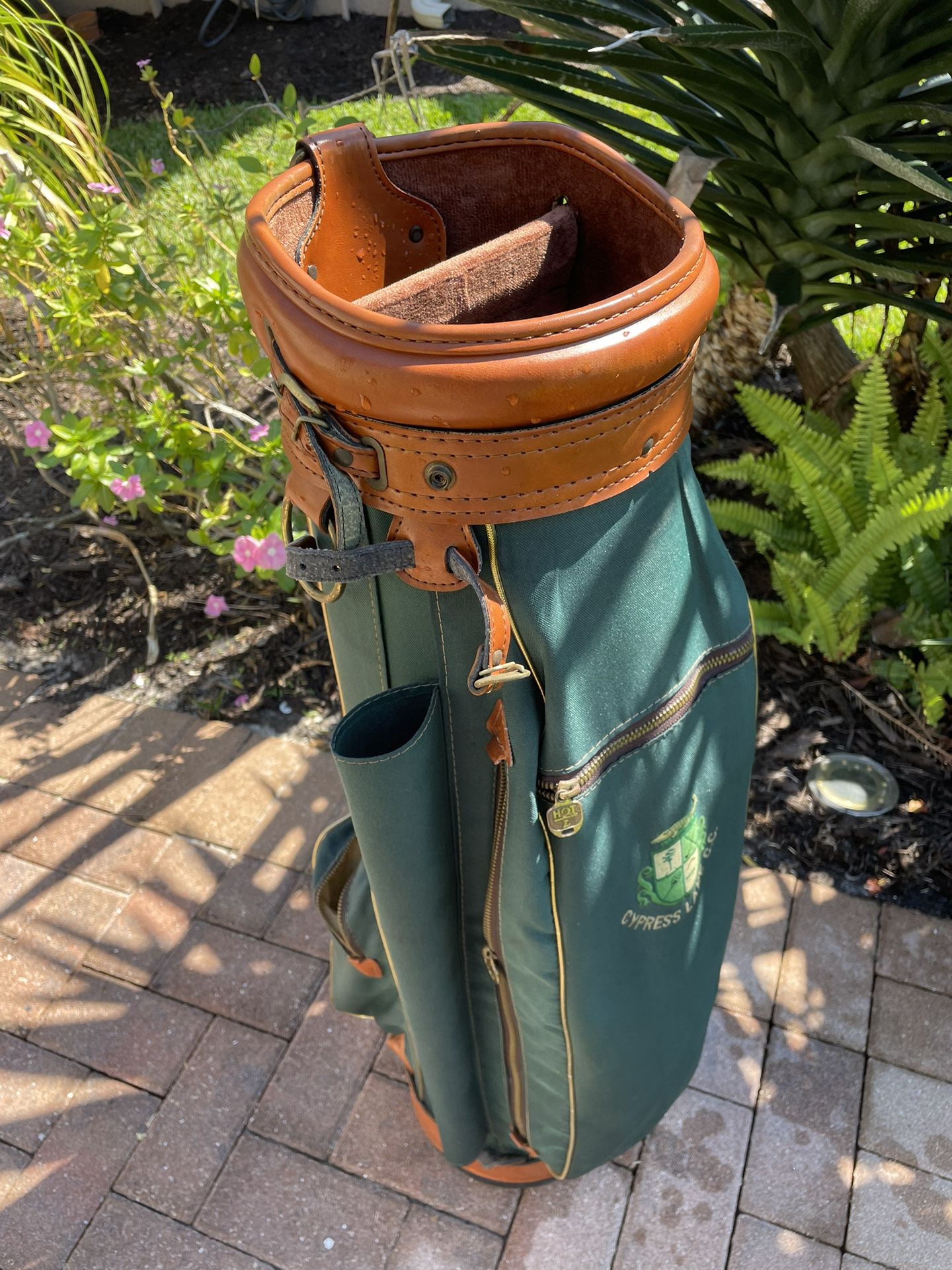 Louis Vuitton Monogram Golf Bag (Excellent Condition!) for Sale in Palm  Beach Gardens, FL - OfferUp