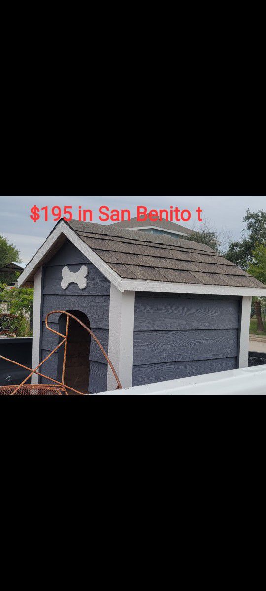 $220House Is 4ft High 35 Inches Wide 43 Inches Long  Big N Heavy 