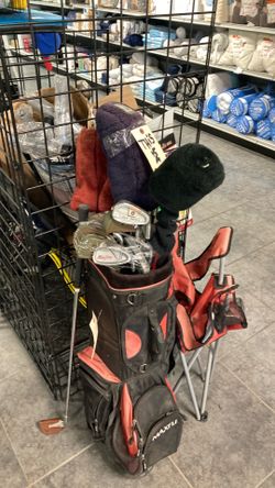 Golf club set with carrier Spaulding,delta, Clubs