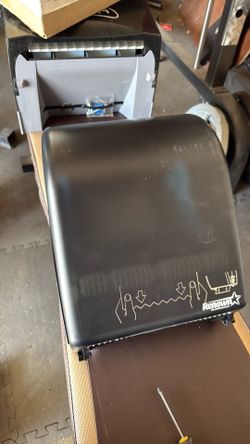 Renown Touch-Free Commercial Roll Paper Towel Dispenser