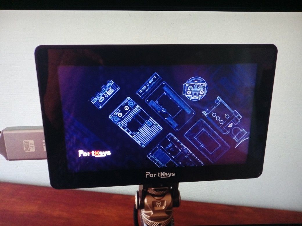 PortKeys On Camera Video Touch Screen 5.5 Inch Monitor Works With Blackmagic Design BMPCC 4K 6K 6K Pro Red Komodo