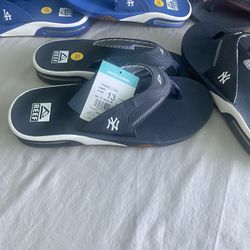 Brand New New York Yankees Reef Sandals