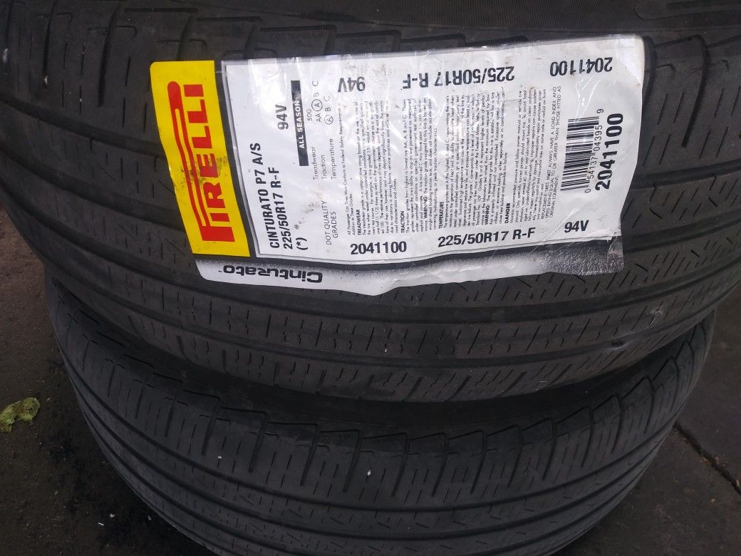 Pirelli 225/50/R17 run flat tires. Used.