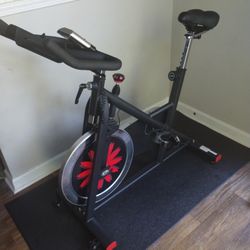 Joroto Indoor Cycling Bike