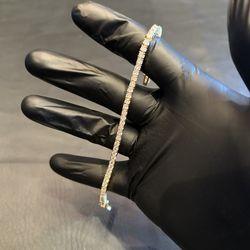 Moissanite Tennis Bracelet Gold 3mm 8 Inch VVS1 Brand New D Color Hypoallergenic