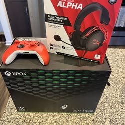 Xbox Series X And Headset With 2 Controllers 