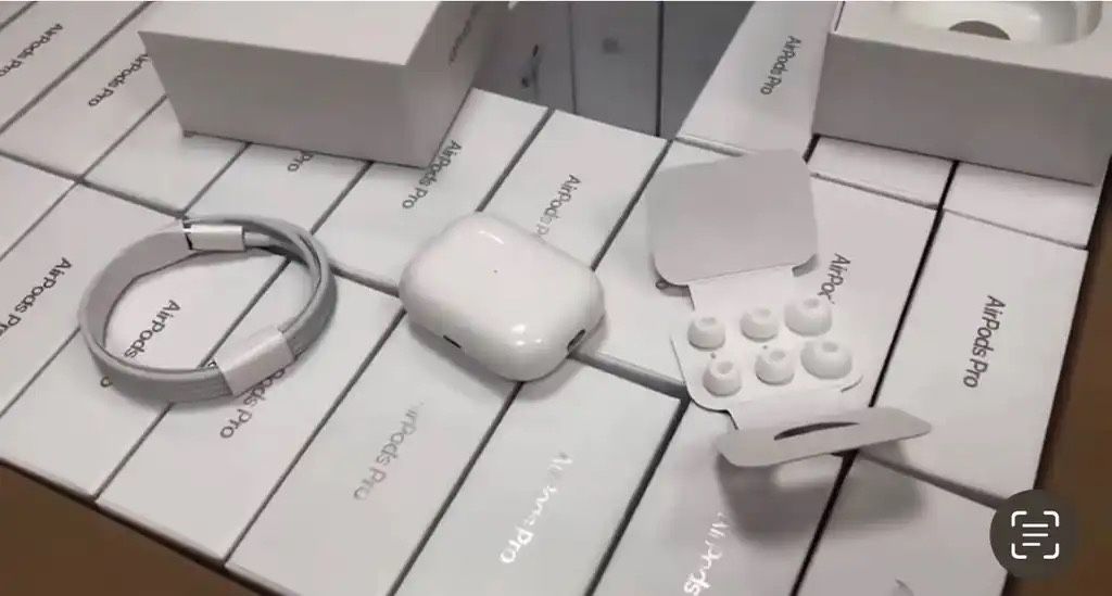 10 AirPods Pro 2