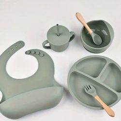 6 Piece Silicone Baby Feeding Set In Color Olive 
