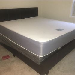 Queen Mattress - Double Sides - Come With Free Box Spring - Free Delivery 🚚 To Reasonable Distance 