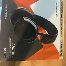 Steel Series Arctic 7 Gaming Headset 