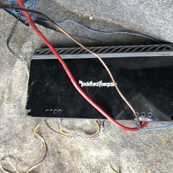 Punch 1000 Db bass amplifier