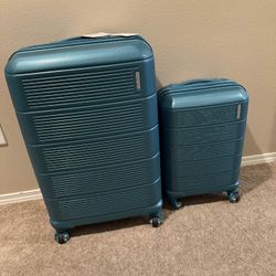20” Carryon And 28” Check In Luggage Set - Brand New 