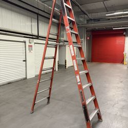 LOUISVILLE Stepladder: 10 ft Ladder Size, Fiberglass, 300 lb Load Capacity - Delivery Available!