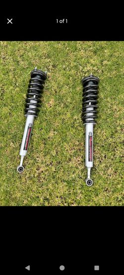 Rough country struts