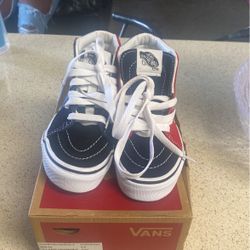 $45Brand New Kids Vans For Sale Size 11