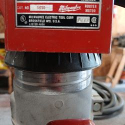 Milwaukee Router