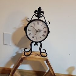 old vintage clock