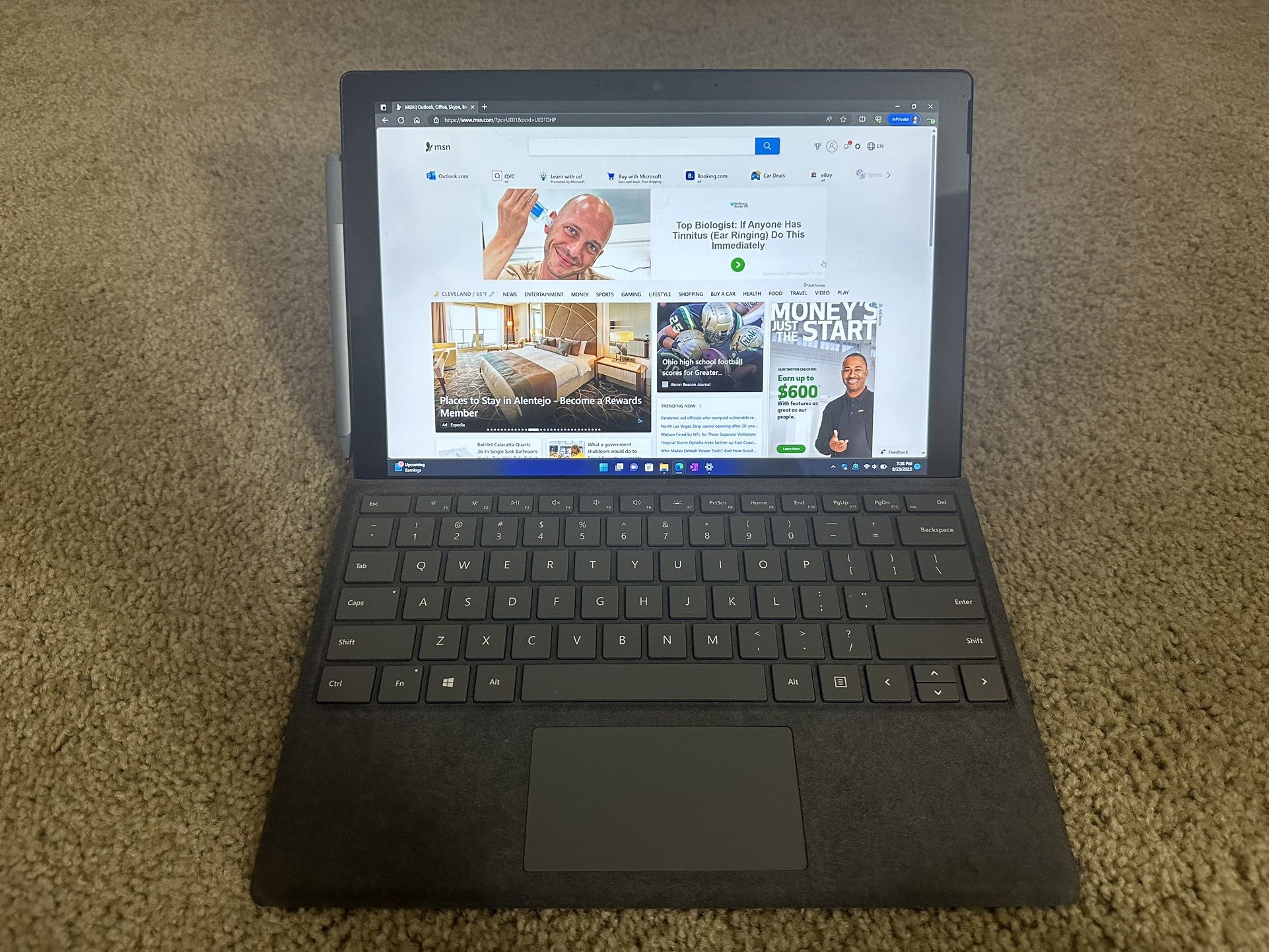 Microsoft Surface Pro 7 I7 16GB/256GB With Extras