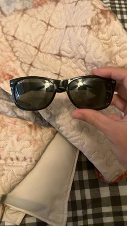 Black Ray-Ban New Wayfarer