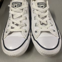 Converse Allstars Women’s Size 6 Leather 
