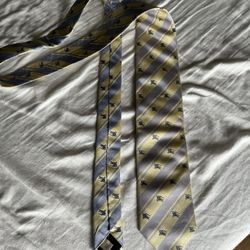 Burberry 100% Silk Vintage Tie Business Professional Designer