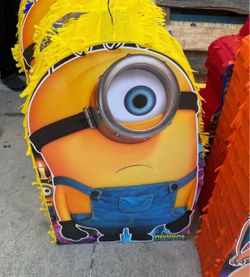 Minions pinata