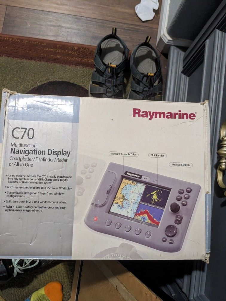 Raymarine C70 Fish finder